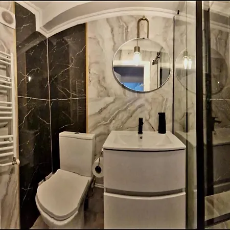 Savas King Apartment